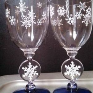 Acrylic Snowflake Cups.  Box of 12